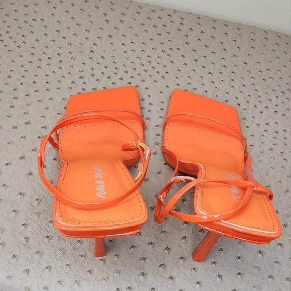 𝅺Asos Orange strap sandals - Picture 6 of 9